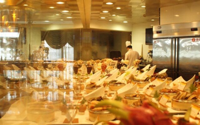 Phalam Jade Hotel