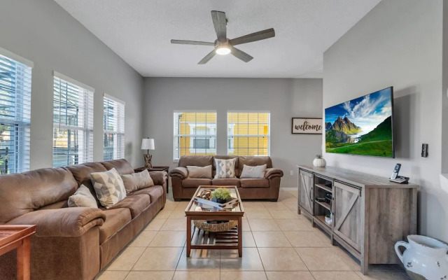 Create Lasting Magical Memories! Resort Home for 8