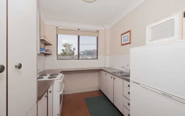 Bellevue, Unit 7/4 Donald Street
