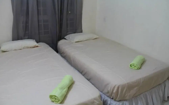 Putra Place Home Inn