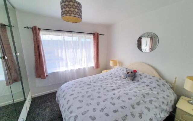 Rabbit Haven - 4 minutes from Bicester Village!