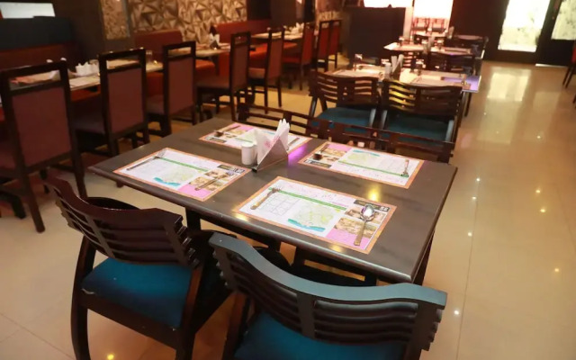 Hotel Aditya Grand