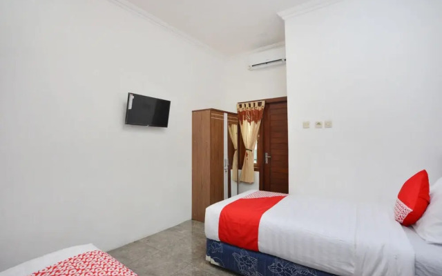 Elga Sastro Inn By OYO Rooms