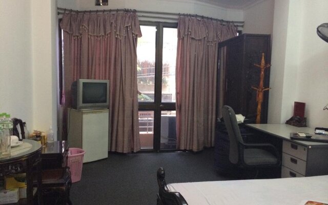 Ngoc Linh Hotel