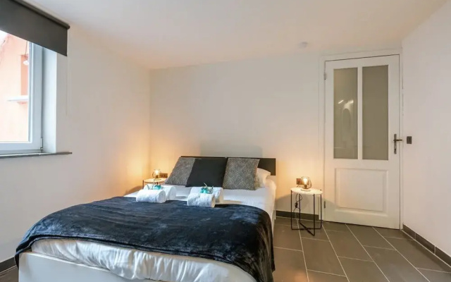 Beautiful and Spacious Vacation Home With Parking