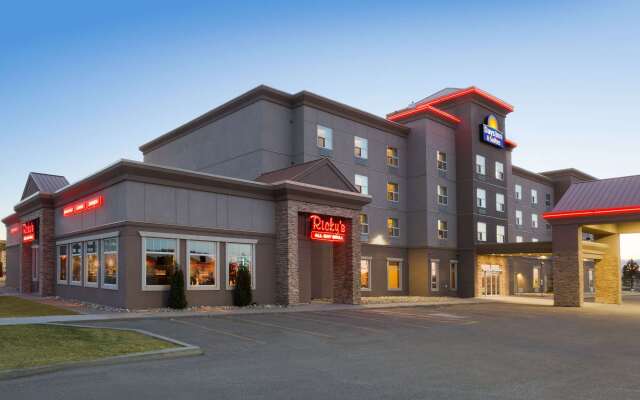 Days Inn & Suites by Wyndham Edmonton Airport