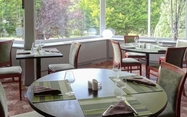 Mercure Saint Etienne Parc de LEurope