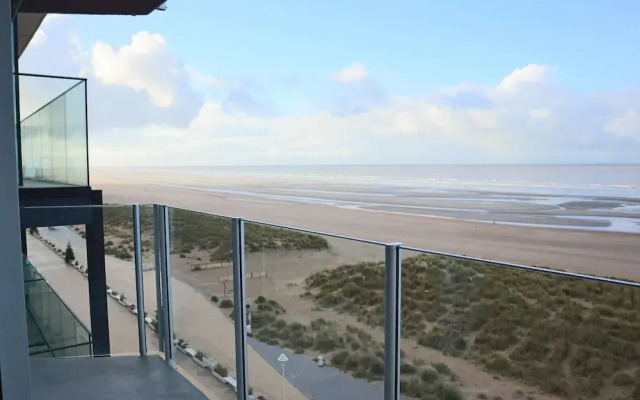 Apartment in Nieuwpoort With Garden