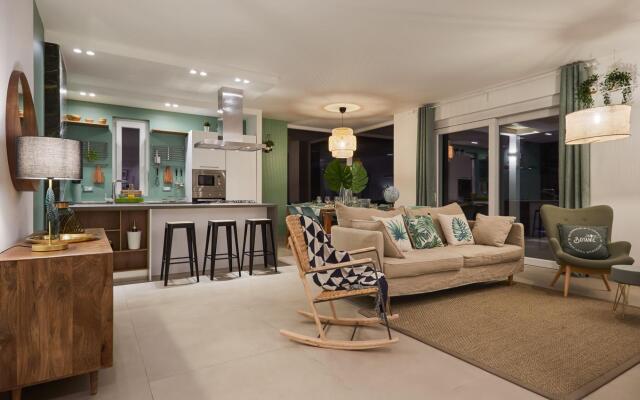 Sariva Villa CaseSicule - Heating Pool, Beach at 50 m-Villa Sariva