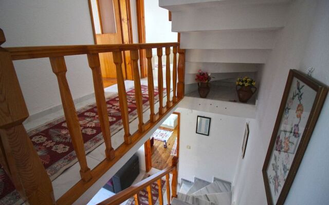 Bozcaada Akdeniz Pansiyon