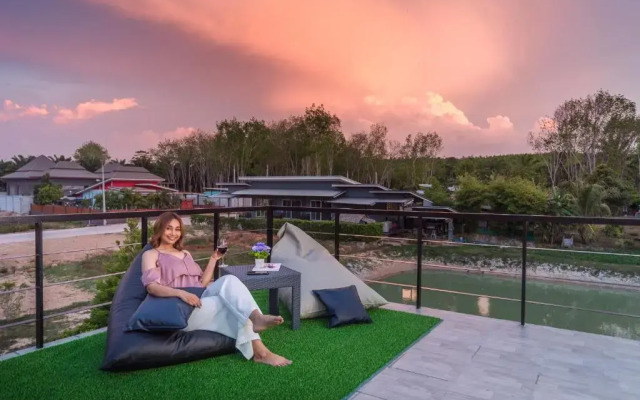 Lark Pool Villa Krabi