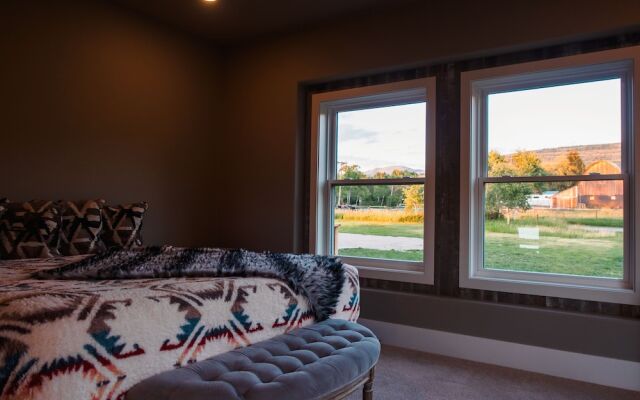 Grand Lodging Company