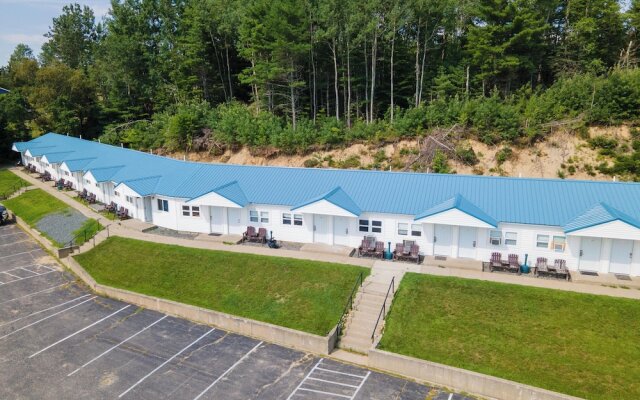 Elegant Suite with Jacuzzi