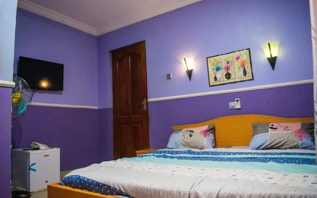White Rose Suites