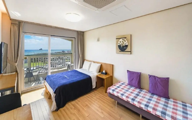 Jeju the Oceanhill Pension