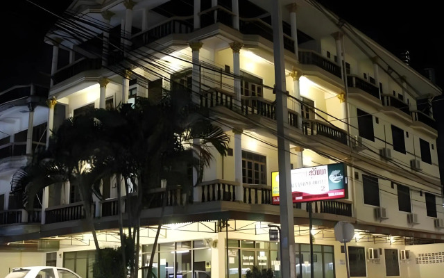 Souvanna Hotel 2