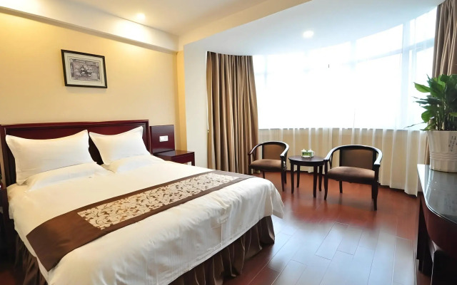 GreenTree Inn Binzhou Huangheshilu Express Hotel