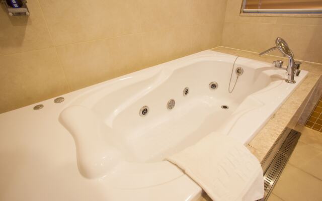 Pharos Hotel