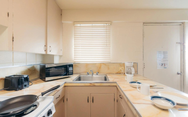 Waikiki Heritage Hotel