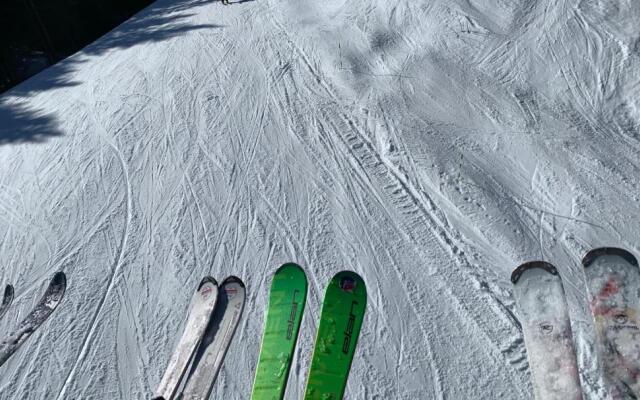 A Place 2 Be, Megeve Centre