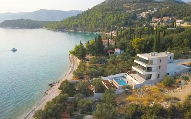 Hedera Estate, Villa Hedera XV