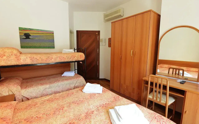 Hotel Bamar