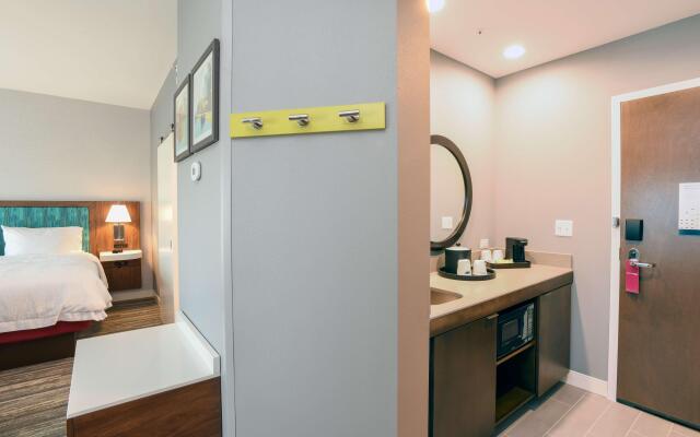 Hampton Inn & Suites Cincinnati Liberty Township