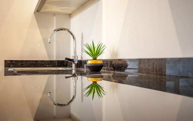 MyFlats Luxury Downtown