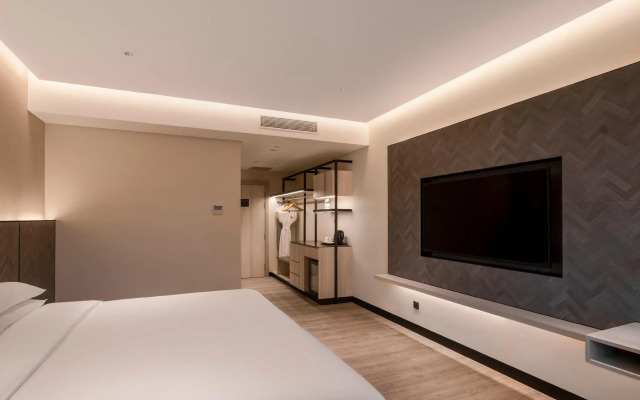 Orchid Hotel