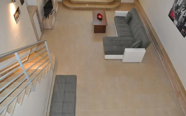 Corona Matera Holiday Home