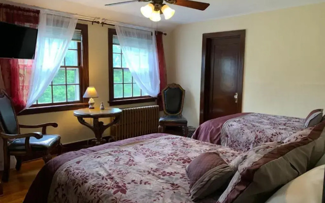 Georgian Garden Inn