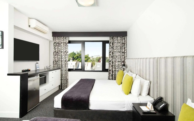 Comfort Hotel East Melbourne