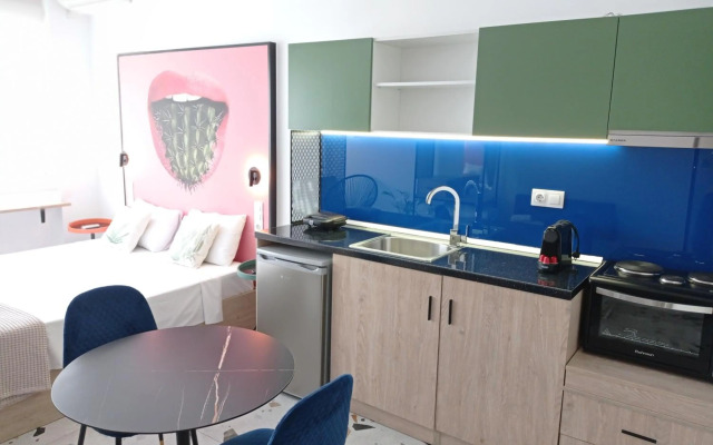 Valory #6 Aesthetic Stay