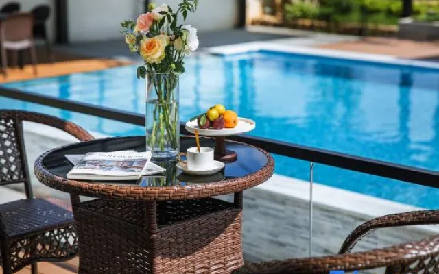 Anji Chenxi Countryside Leisure Homestay (Yinlong Gorge Rafting) – Pool – Huzhou