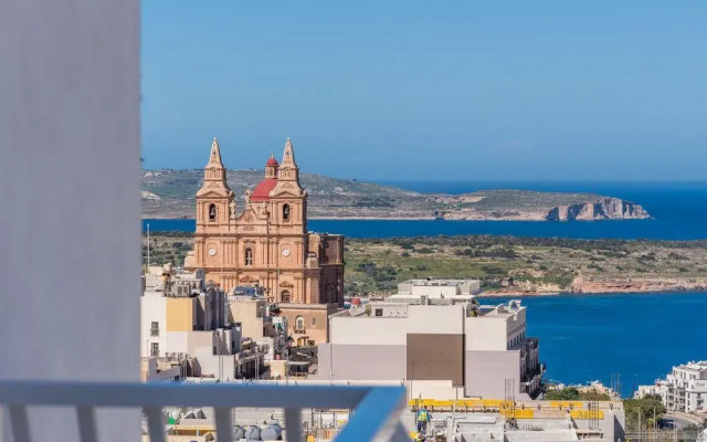 Yellow Pearl Apartments