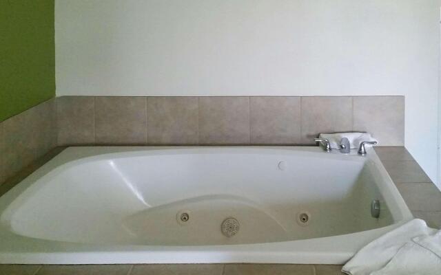 Sleep Inn & Suites Pleasant Hill - Des Moines