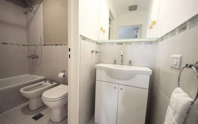 Bvd. Illia Flat MEC