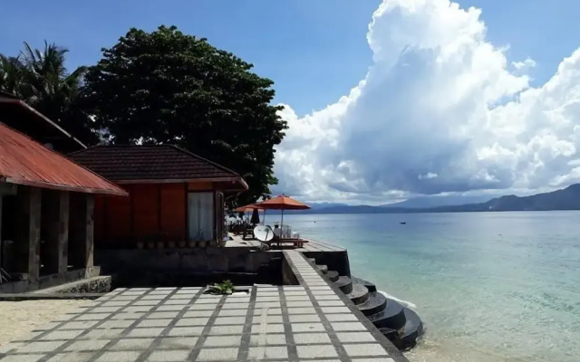 Tanta Moon Luxury Villas Siladen Island