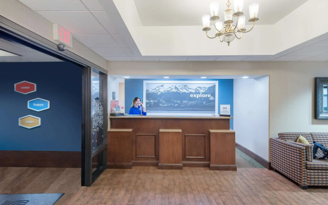 Hampton Inn Roanoke/Hollins - I-81