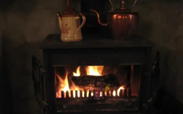 Holiday home Bron-Nant