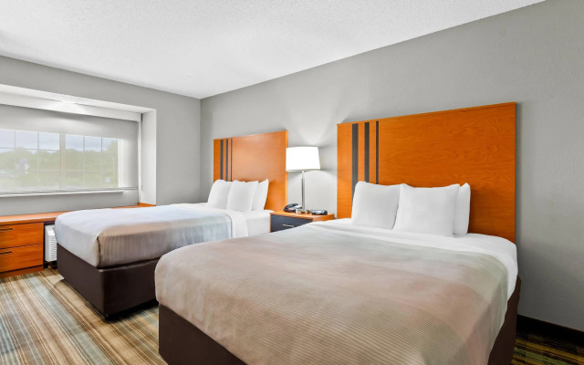 Quality Inn & Suites I-81 Exit 7