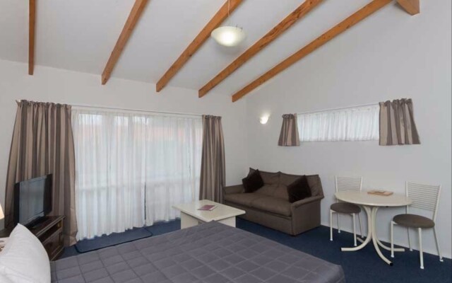 Edelweiss Motel