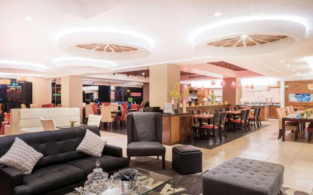 Tryp San Jose Sabana