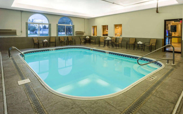 AmericInn by Wyndham Streator