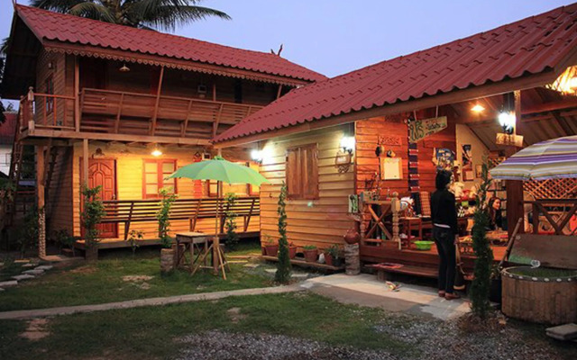 Hou Hug Chiangkhan 1