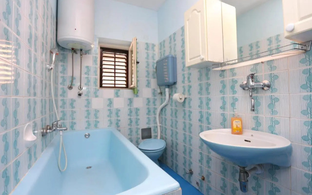 Double Room Split 17766a