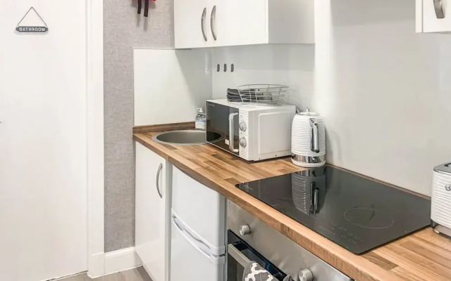 The Rosebery Retreat By The Castle 1-bed Apartment