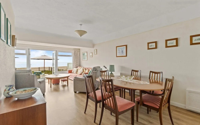 The Coastal Crab - Family-friendly Three-bed Beach House in Pevensey