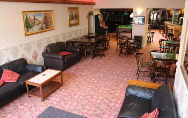 The Middlegate Hotel