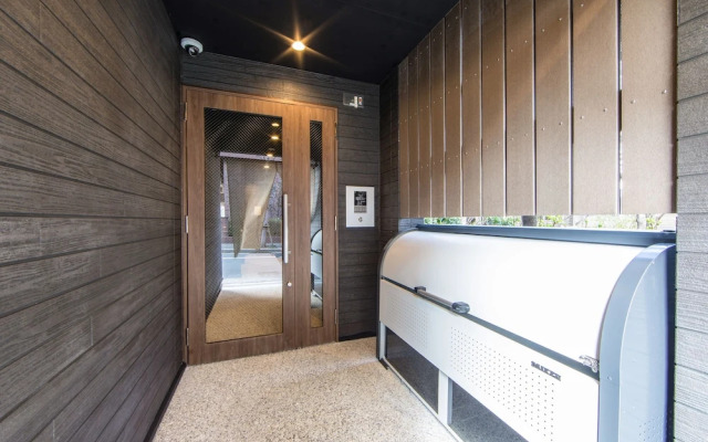 Nagahori Hairu Dotonbori Condo